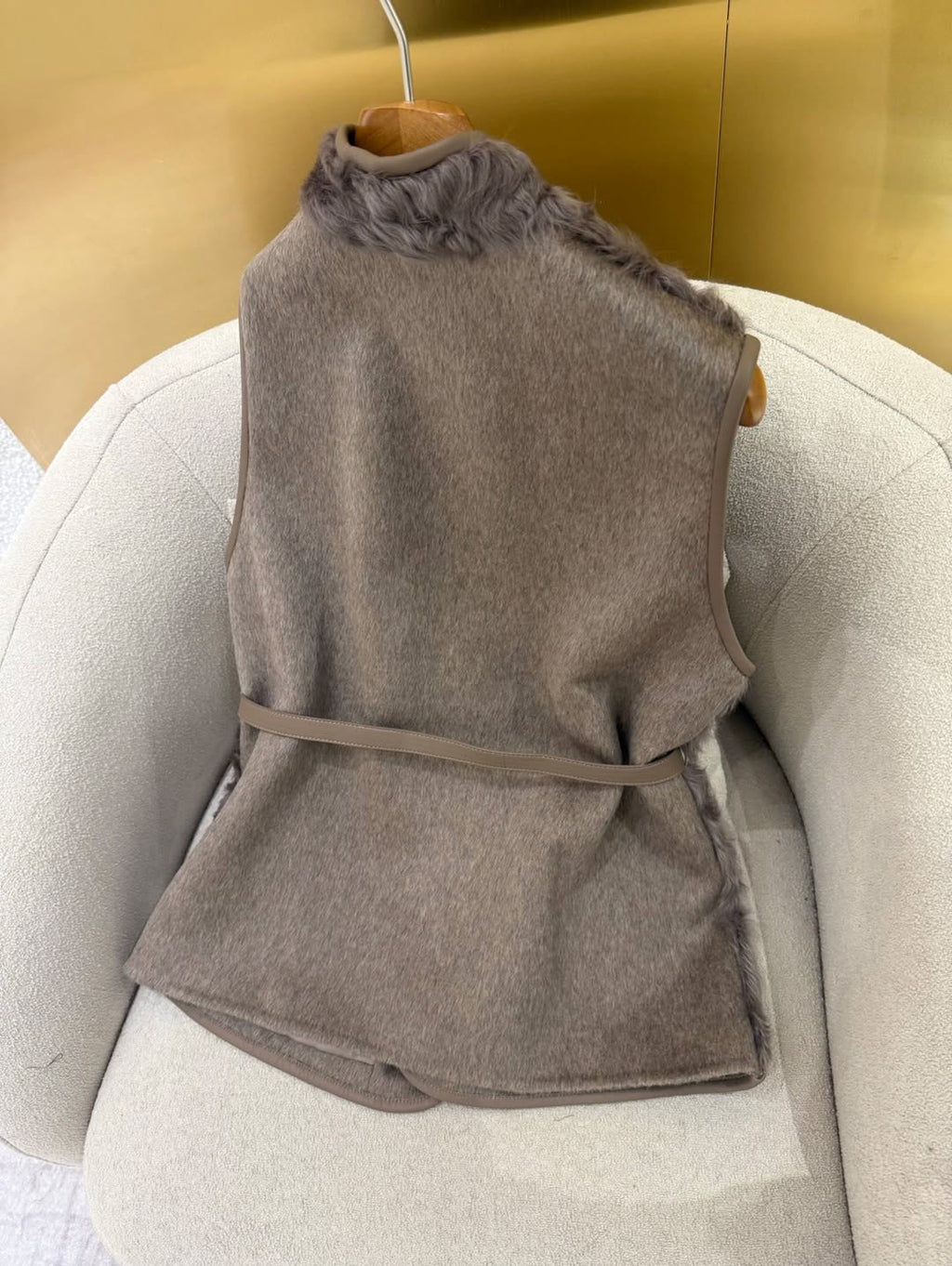 The Elise Gilet