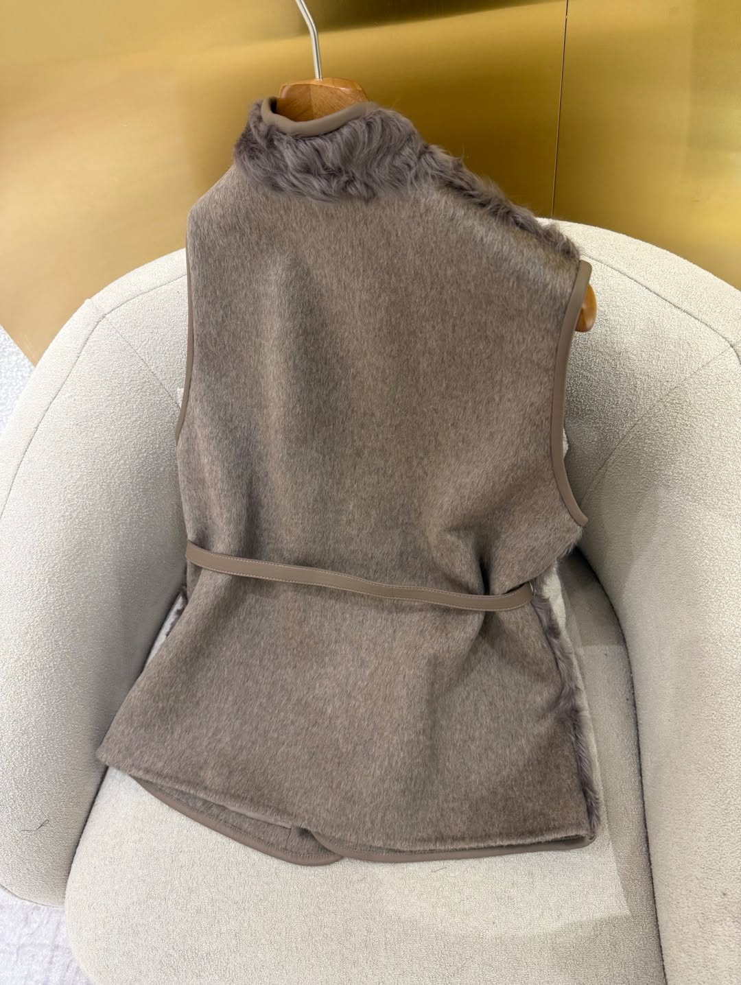 The Elise Gilet